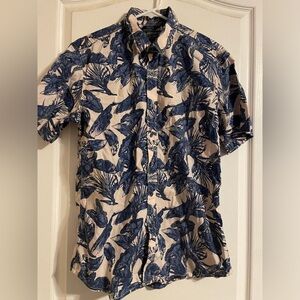 American Rag Blue Hawaiian Print Casual Button Down‎ Shirt M Travel Resortwear